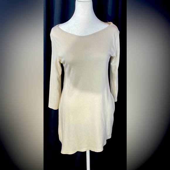 Neutral colored tunic super comfortable like brand new - Picture 1 of 3